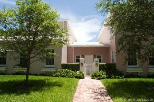 Bermuda Village At Coral Gables, 586 Loretto Ave #2, Coral Gables, Florida 33146, image 2