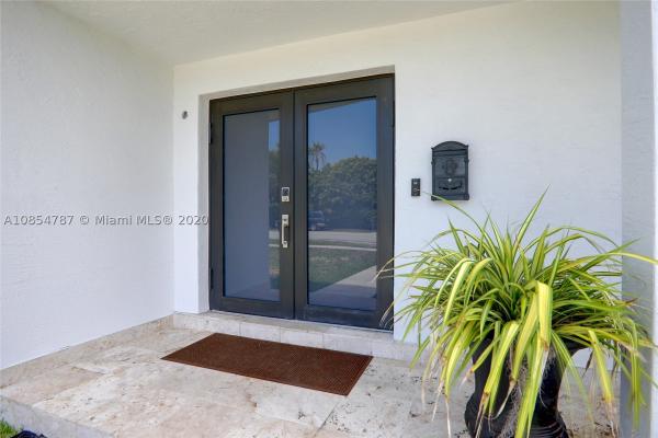Westwood Lakes Residential, 4120 SW 107th Ct, Westwood Lakes, Florida 33165, image 3