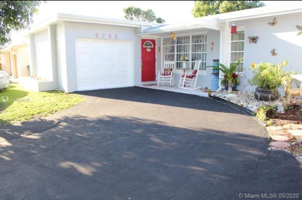 The Knolls, 8755 N Bermuda Dr, Miramar, Florida 33025, image 2