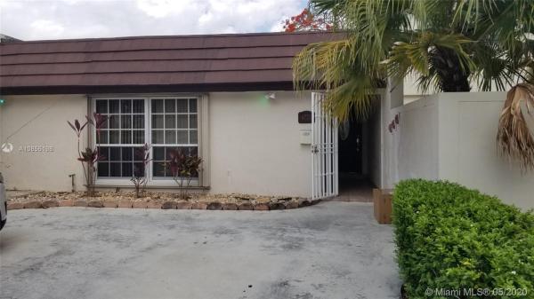 Lake Hilda, 6721 Crooked Palm Ln #6721, Miami Lakes, Florida 33014, image 2