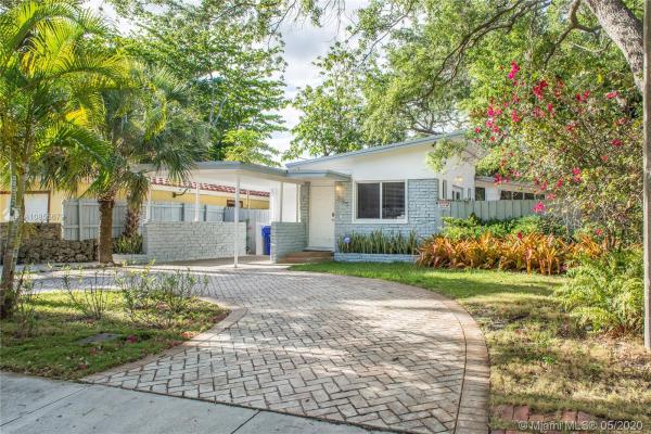 De Hedouvilles, 3365 William Ave, Miami, Florida 33133, image 2