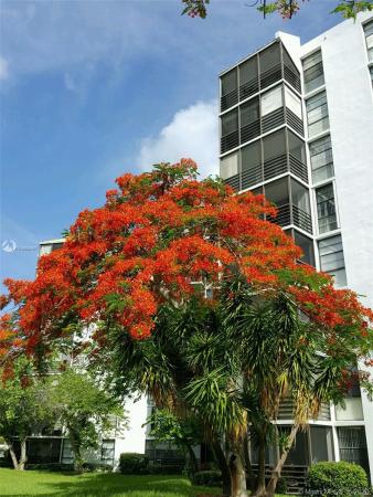Biscaya, Aventura, Florida 33180, image 2