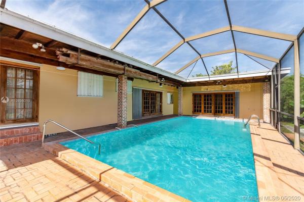 Lemlich Manor, 6461 SW 21st St, West Miami, Florida 33155, image 2
