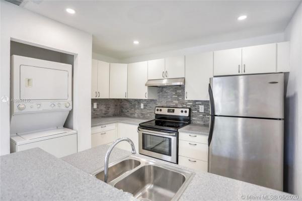 Courtyards In The Crossings, 11204 SW 132nd Ct W 0, The Crossings, Florida 33186, image 2