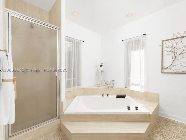 East Wood, 6120 Chapman Field Dr, Pinecrest, Florida 33156, image 2
