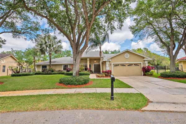 Ridgeview Lake Estates, 10301 SW 16th Pl, Davie, Florida 33324, image 2