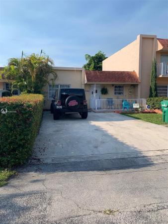 Karlan Townhouses, 11232 SW 33rd Cir Pl #11232, University Park, Florida 33165, image 2
