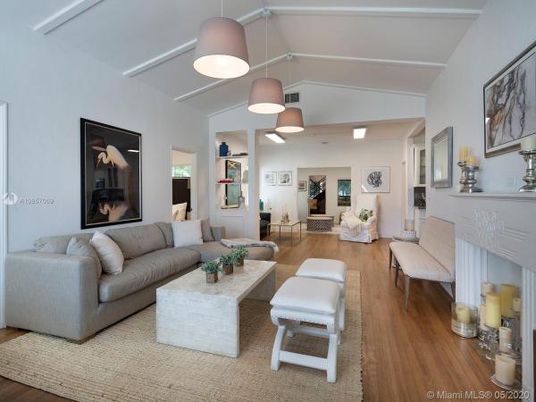 Alton Beach Bay Front, 1310 Flamingo Way, Miami Beach, Florida 33139, image 2