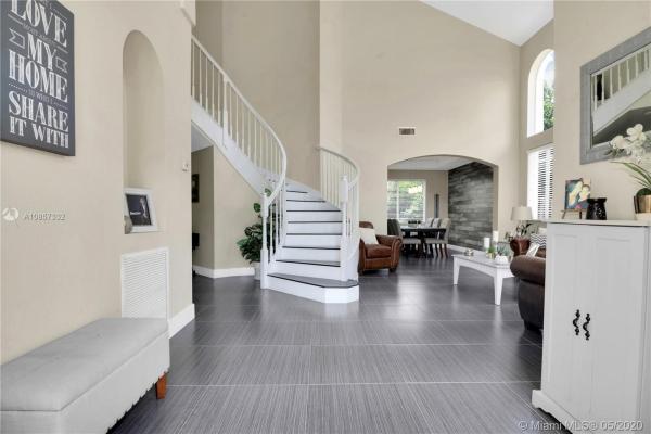 Estates At Mendicino, 985 NE 35th Ave, Homestead, Florida 33033, image 2