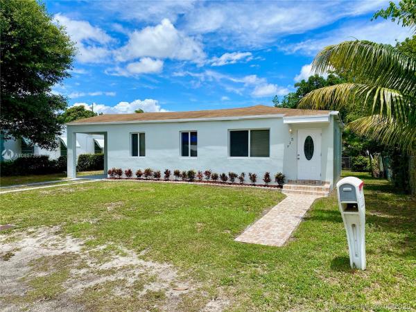 517 NW 101st St, Unincorporated Dade County, Florida 33150, image 2