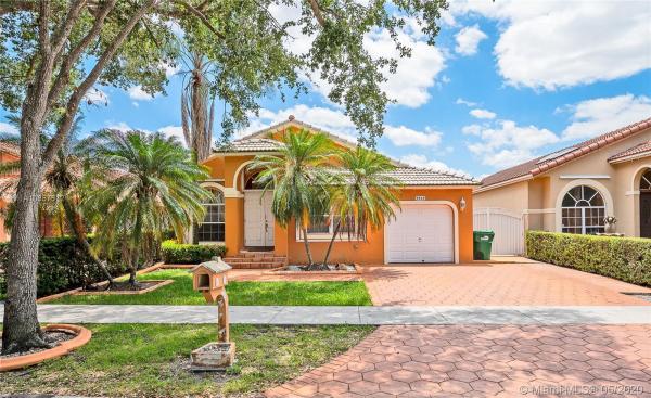 Alameda North, 8844 NW 153rd Ter, Miami Lakes, Florida 33018, image 2