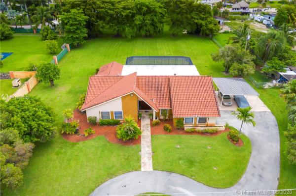 Hialeah Gardens No HOA, 13425 NW 102nd Ave, Hialeah Gardens, Florida 33018, image 2