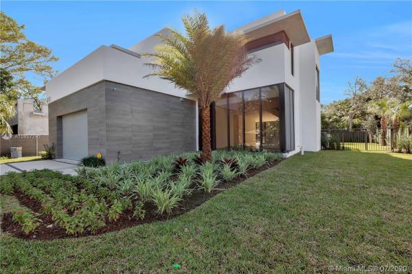 Palm Miami Heights, 6030 SW 79th St, South Miami, Florida 33143, image 2