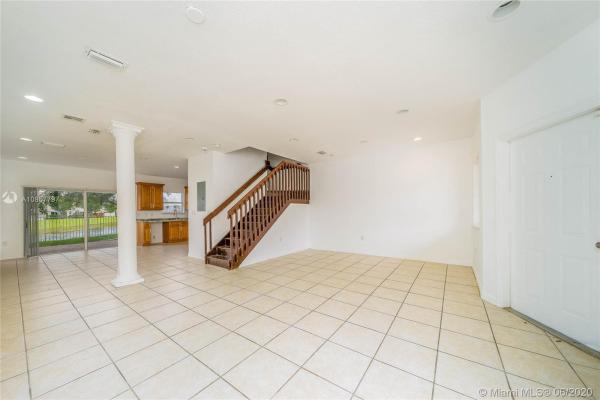Venetia Groves, 2959 SE 15th Ave #-, Homestead, Florida 33035, image 2