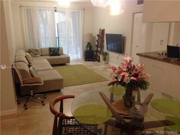 Porto Bellagio, 17100 N Bay Rd #1218, Sunny Isles Beach, Florida 33160, image 2