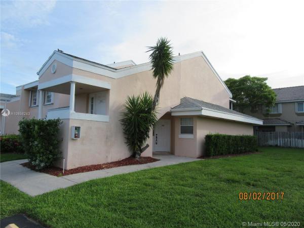 Centergate, 2013 SE 26th Ln #107, Homestead, Florida 33035, image 2