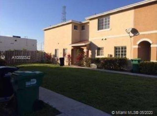 Royale Point Townvillas, 18748 SW 100th Ave #18748, Cutler Bay, Florida 33157, image 2
