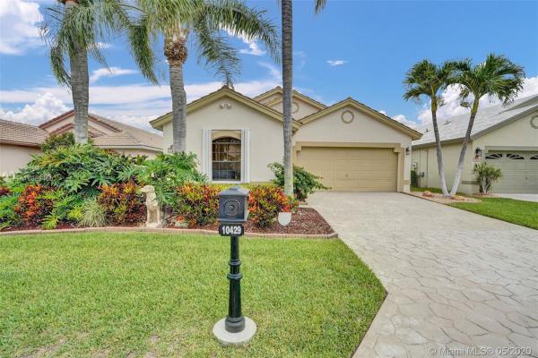 Lexington Lakes, 10429 S Lexington Cir S, Boynton Beach, Florida 33436, image 2