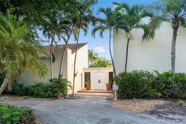 5885 SW 102nd St, Pinecrest, Florida 33156, image 2