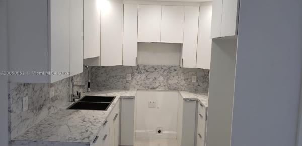 Lee Bell Homes, 28723 SW 147th Pl, Leisure City, Florida 33033, image 2