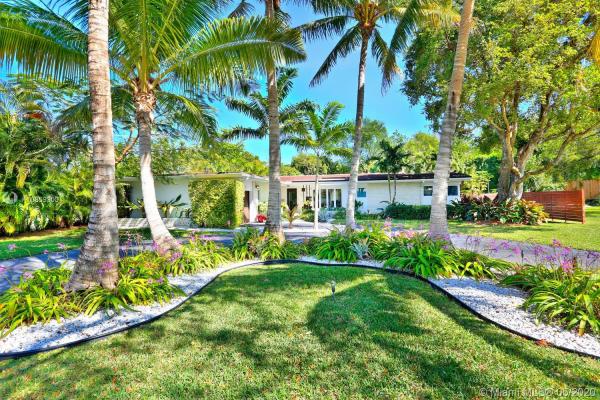 Bay Heights, 15 Shore Dr E, Miami, Florida 33133, image 2