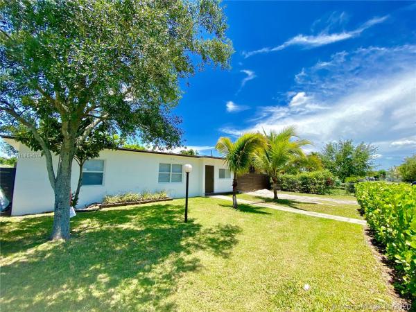 Leisure City Residential, 29210 Idaho Rd, Leisure City, Florida 33033, image 2