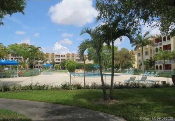 Village Of Kings Creek, 7740 Camino Real #G-306, Glenvar Heights, Florida 33143, image 2