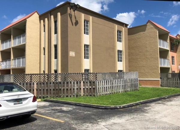 Doral Gardens 2, 5201 Geneva Way #111, Doral, Florida 33166, image 2