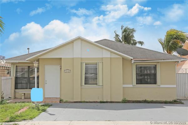 Cutler Creek Point, 10480 SW 211th St, Cutler Bay, Florida 33189, image 2