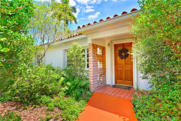 5870 SW 50th St, Unincorporated Dade County, Florida 33155, image 2