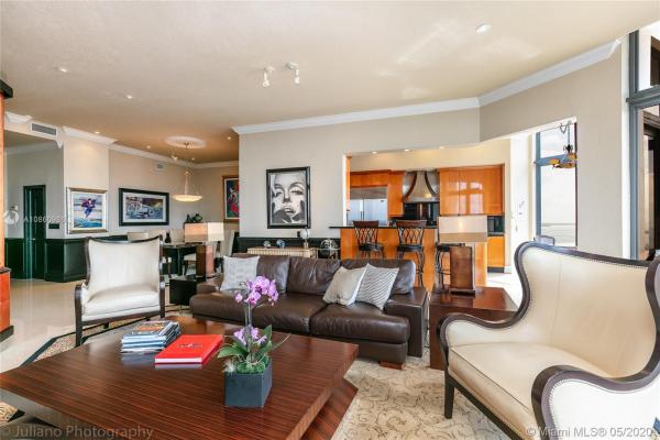 Villa Regina, 1581 Brickell Ave #T206, Miami, Florida 33129, image 2
