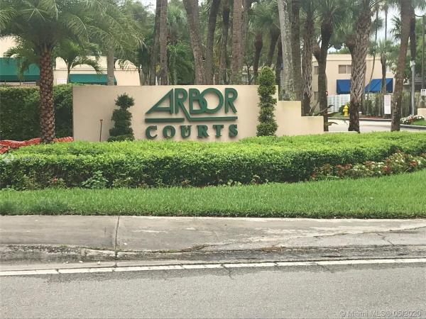 Arbor Courts, 14366 SW 96th Ter #14366, The Hammocks, Florida 33186, image 2