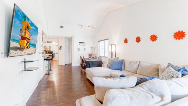 Parc Vista, 14015 SW 91st Ter, Kendall, Florida 33186, image 1