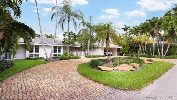 Sunrise Point, 101 E Sunrise Ave, Coral Gables, Florida 33133, image 2