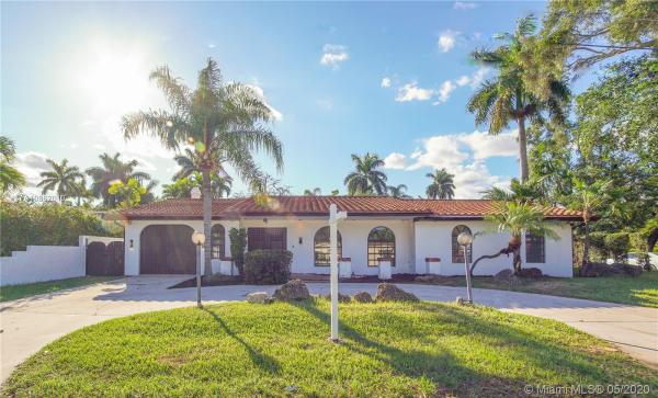 Biscayne Gardens, 14860 S Spur Dr, Golden Glades, Florida 33161, image 2