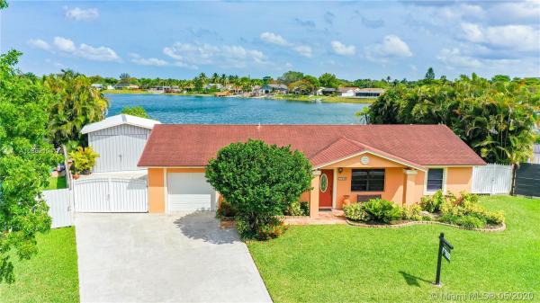 Lake Marks At Westwind, 15040 SW 67th Ln, Kendall West, Florida 33193, image 2
