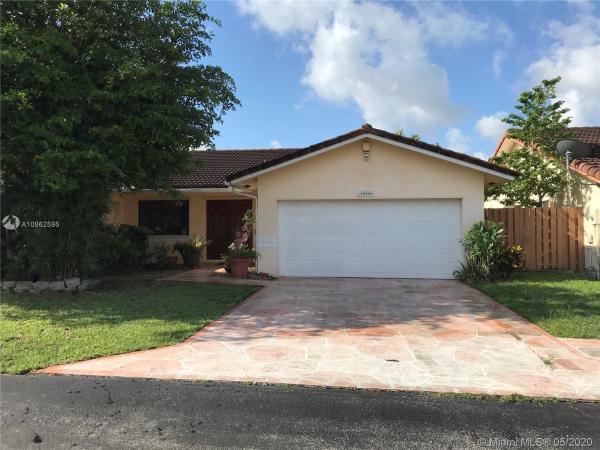Oakwood Estates At The Hammocks, 15842 SW 105th St, The Hammocks, Florida 33196, image 2