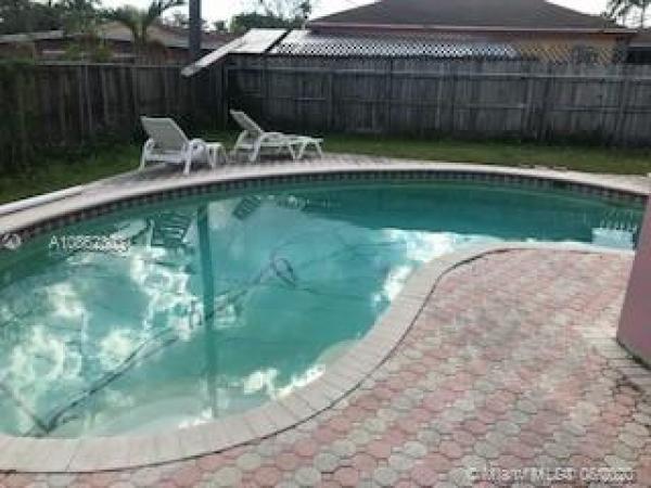 Bel Aire, 18600 SW 97th Pl, Cutler Bay, Florida 33157, image 2