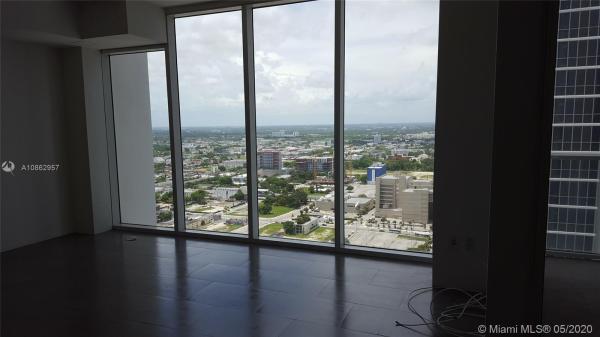 Ten Museum Park Residential, 1040 Biscayne Blvd #3105, Miami, Florida 33132, image 2