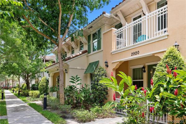 Cascada Isle, 2920 Cascada Isles Way, Cooper City, Florida 33024, image 2
