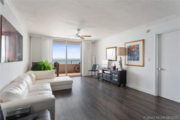 Oceanside Plaza, 5555 Collins Ave #12H, Miami Beach, Florida 33140, image 2