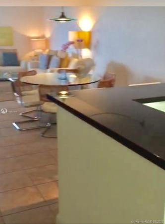 Arlen House East, 100 Bayview Dr #727, Sunny Isles Beach, Florida 33160, image 2
