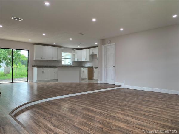 Liberty Gardens, 3530 NW 213th St, Miami Gardens, Florida 33056, image 2