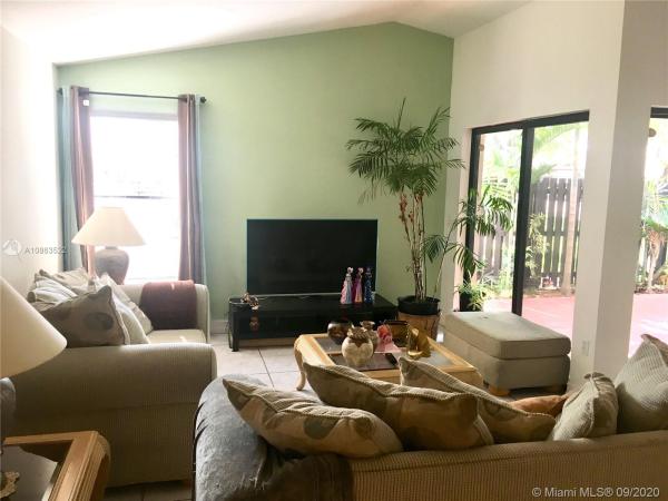 Village Homes At Lakes Of The Meadow, 15090 SW 49th Ln #F-104, Kendall West, Florida 33185, image 2