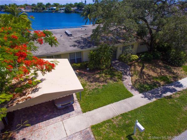 Sky Lake, 2115 NE 191st Dr, North Miami Beach, Florida 33179, image 2