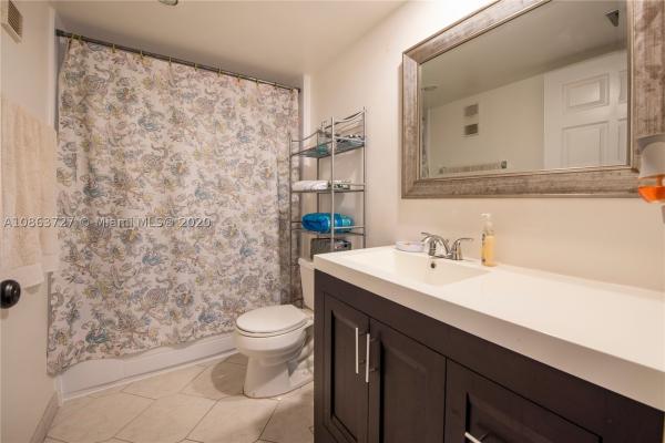 Whitehall Of Pine Island Ridge, 1504 Whitehall Dr #205, Davie, Florida 33324, image 3