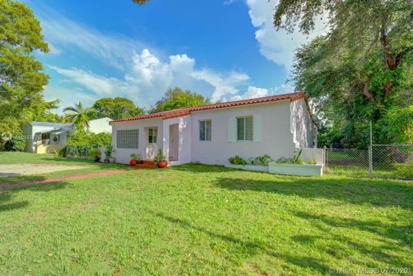 Eight Ave Manors, 831 NE 123rd St, North Miami, Florida 33161, image 2