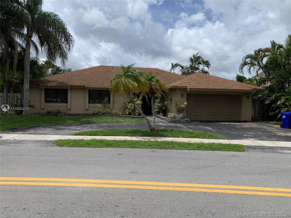 Tanglewood Lakes South, Pembroke Pines, Florida 33025, image 1