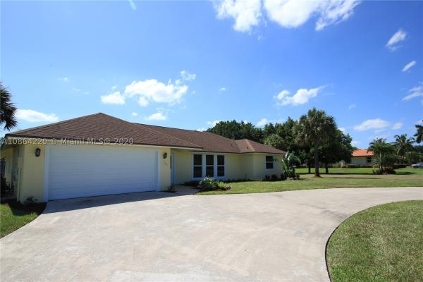 Whippoorwill Lakes, 765 Whippoorwill Row, West Palm Beach, Florida 33411, image 2