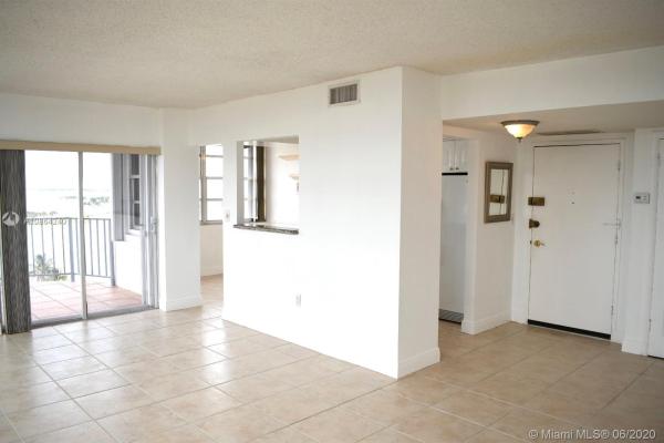 Majorca Towers, 11930 N Bayshore Dr #1102, North Miami, Florida 33181, image 2